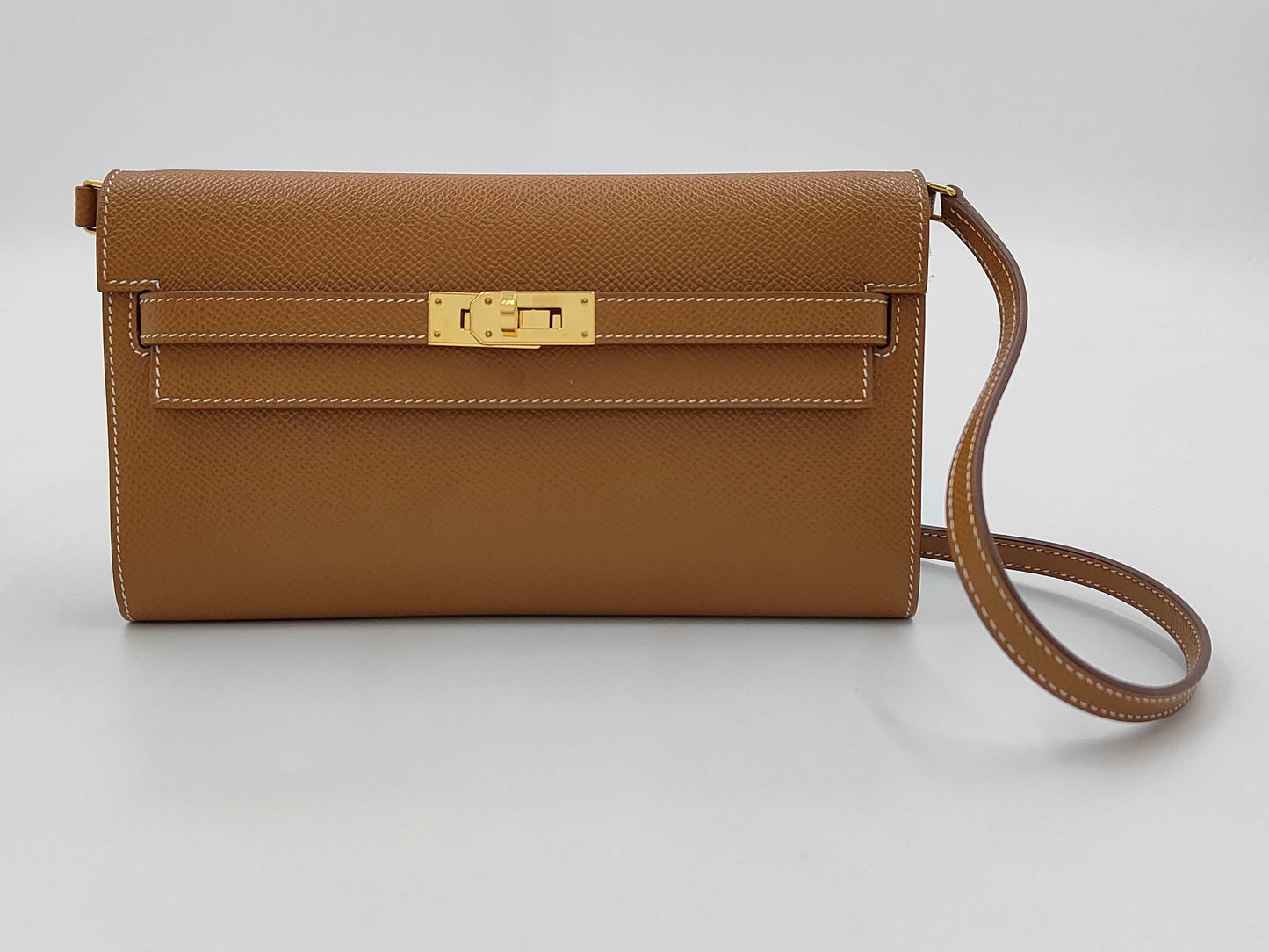 HERMES Kelly to Go Epson Gold Gold Hardware U Engraved Shoulder Bag