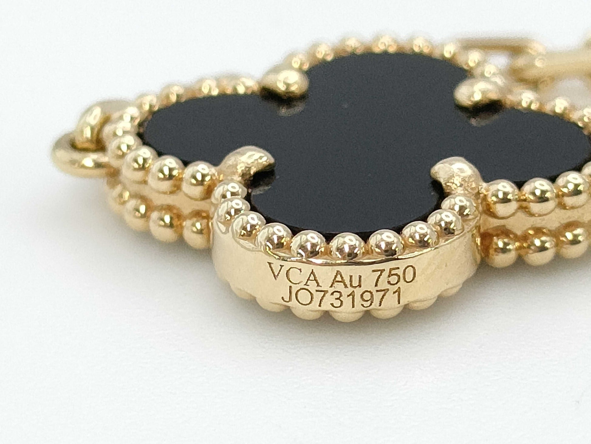 Van Cleef&Arpels Vintage Alhambra 5P Onyx YG Au750 11.5g Bracelet & Bangle 