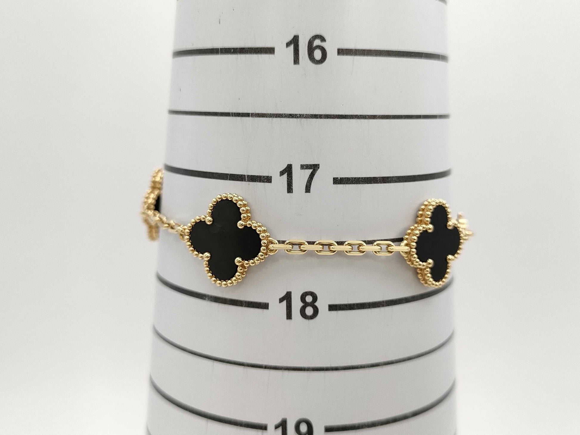 Van Cleef&Arpels Vintage Alhambra 5P Onyx YG Au750 11.5g Bracelet & Bangle 