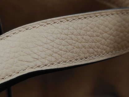 HERMES Picotan Lock 18 PM Chai Gold Hardware B-Engraved Pouch