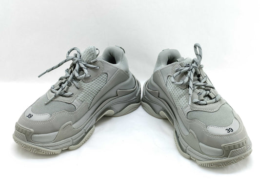 BALENCIAGA BALENCIAGA Triple S Sneakers Grey Sneakers
