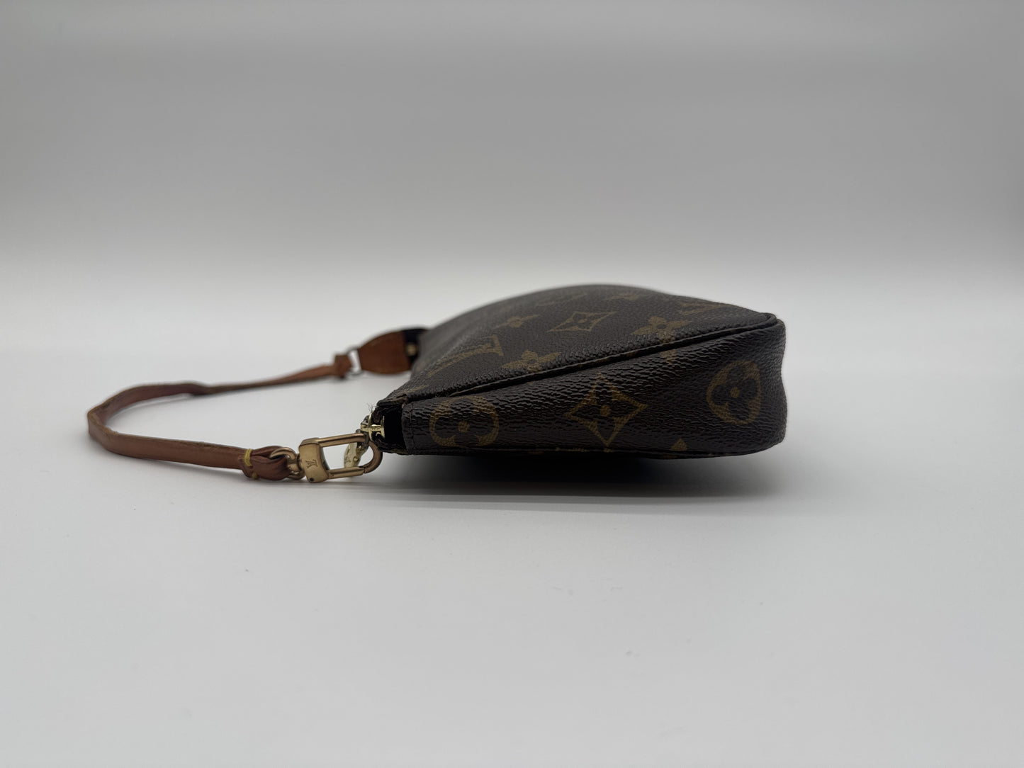 LOUIS VUITTON LOUIS VUITTON Pochette Accessoir Monogram Pouch Pouch