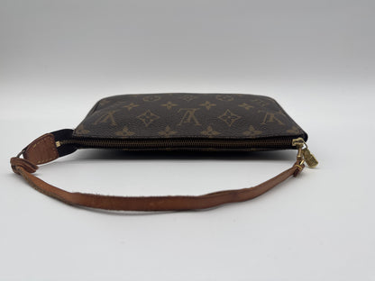 LOUIS VUITTON LOUIS VUITTON Pochette Accessoir Monogram Pouch Pouch