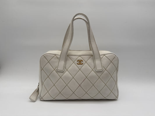 CHANEL CHANEL Handbag Wild Stitch Cocomark Matlasse White Handbag
