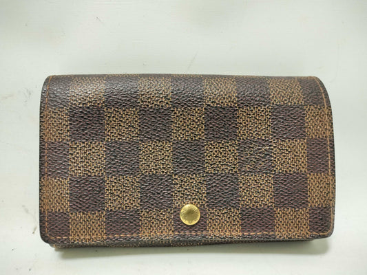 LOUIS VUITTON Damier Louis Vuitton Damier Porto Mone Vivie Dressor Wallet