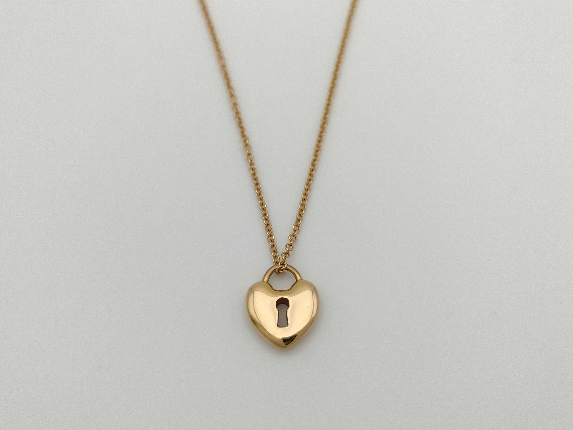 Tiffany&Co. Heartlock YG 750 3.1g Necklace 