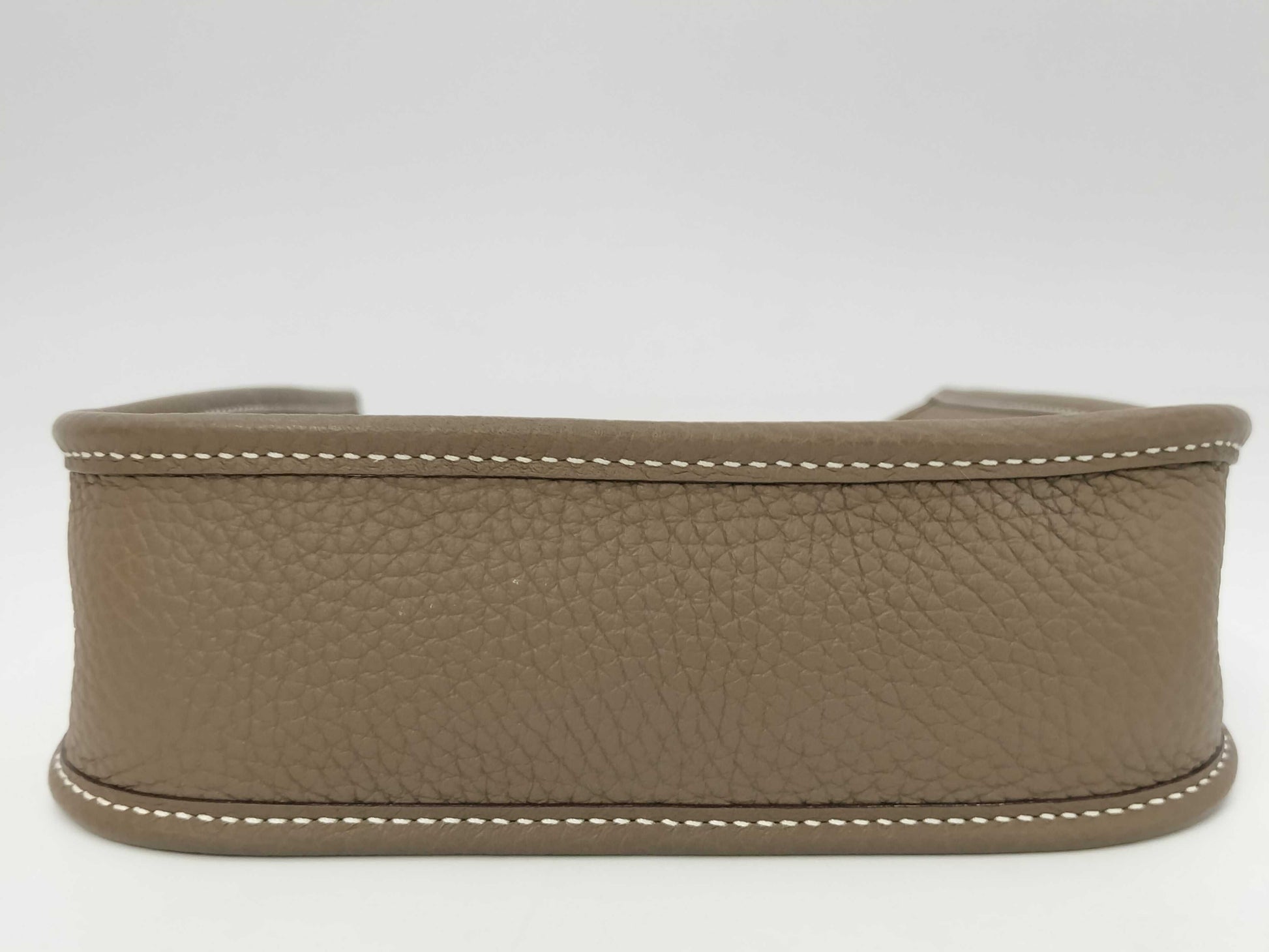 HERMES Evelyn Amazon TPM Trial Clemence Etoup x Blue Indigo Gold Hardware W Engraved Shoulder Bag