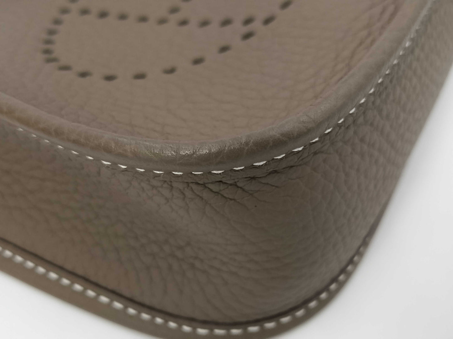 HERMES Evelyn Amazon TPM Trial Clemence Etoup x Blue Indigo Gold Hardware W Engraved Shoulder Bag