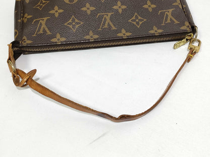 LOUIS VUITTON Monogram Louis Vuitton Pochette Accessoir Monogram M51980 Handbag