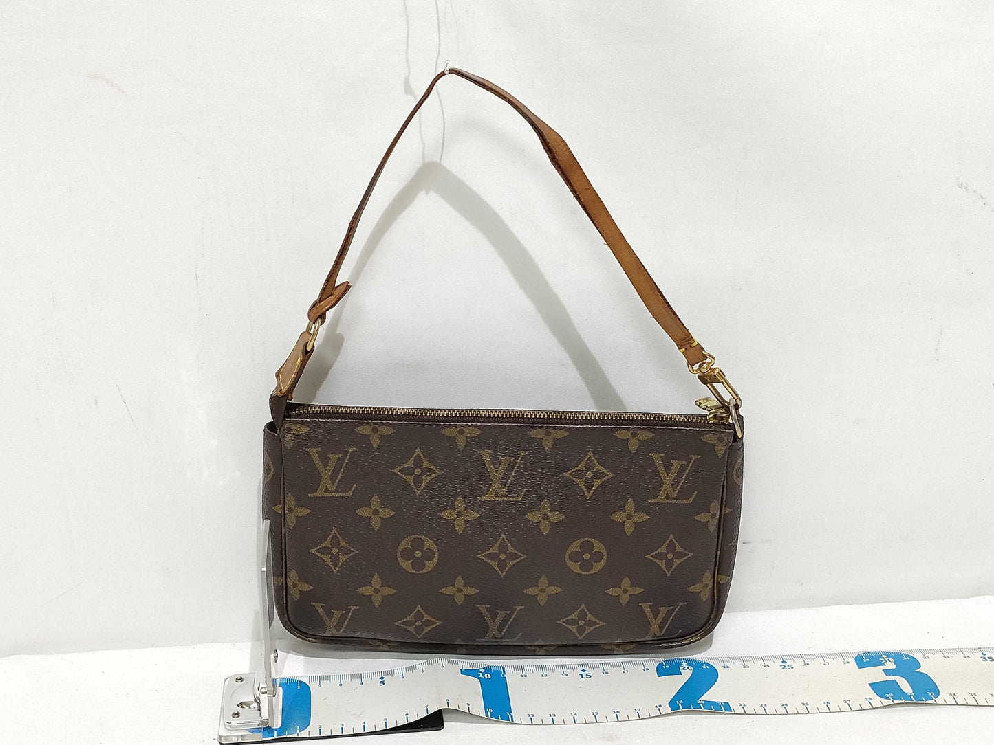 LOUIS VUITTON Monogram Louis Vuitton Pochette Accessoir Monogram M51980 Handbag