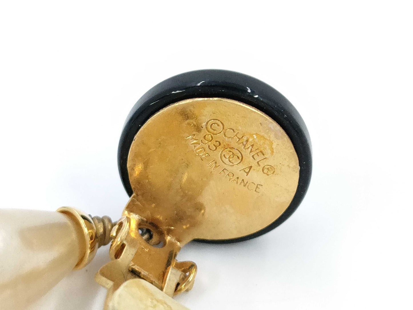 CHANEL 93A Coco Pearl Earrings One Side Missing Parts Earrings