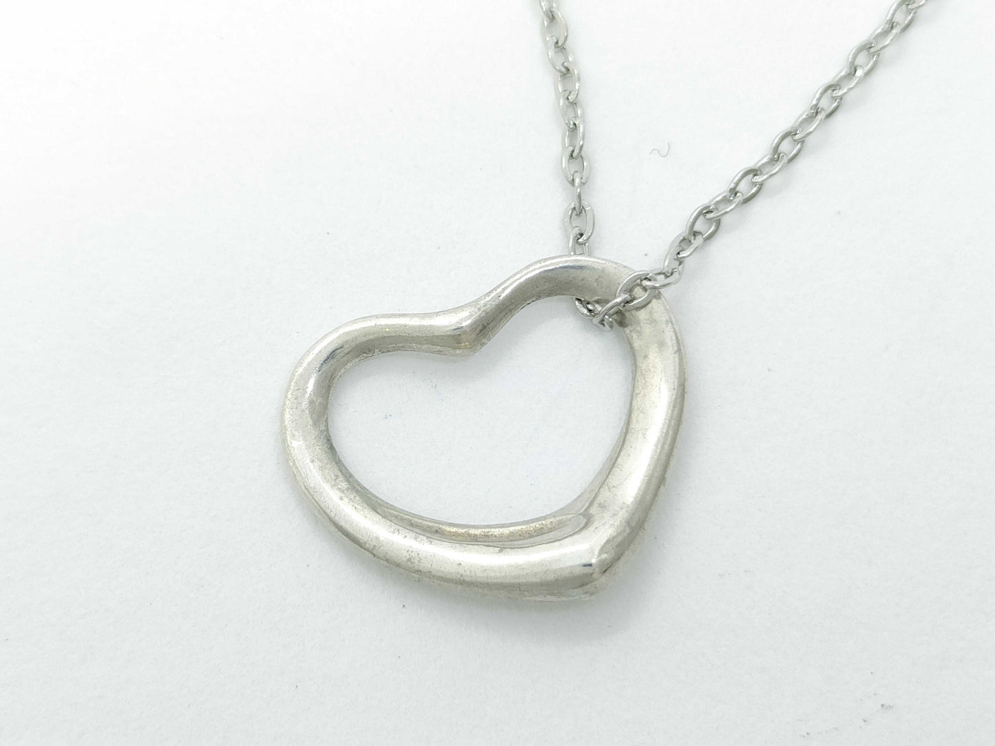 Tiffany & Co. Open Heart Necklace, 9252.1g