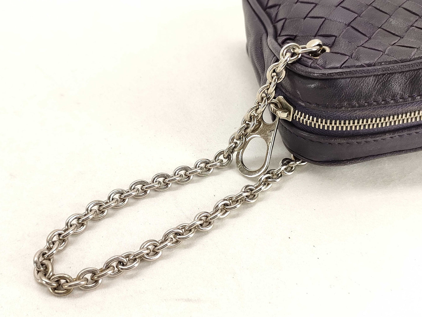 BOTTEGA VENETA Intrecciato Bottega Veneta Pouch Chain Pouch