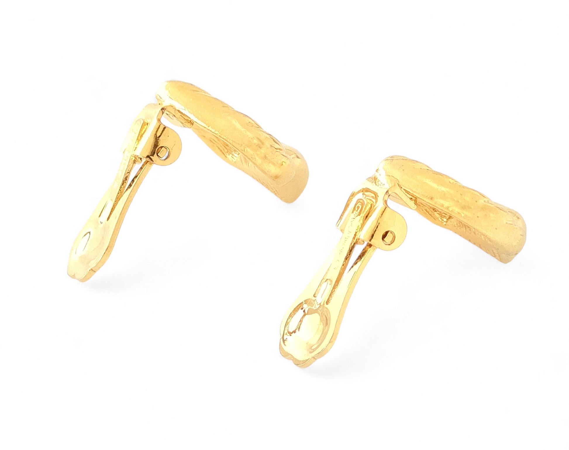 Dior Christian Dior, gold-toned, twisted heart design, logo, earrings, 5.6g ring