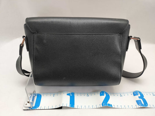 BURBERRY Burberry TB Logo Leather Shoulder Bag Shoulder Bag