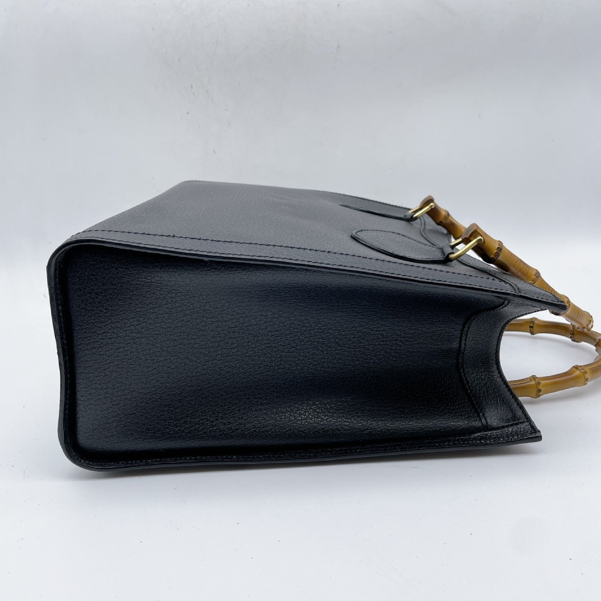 GUCCI Gucci Bamboo Leather Black Handbag
