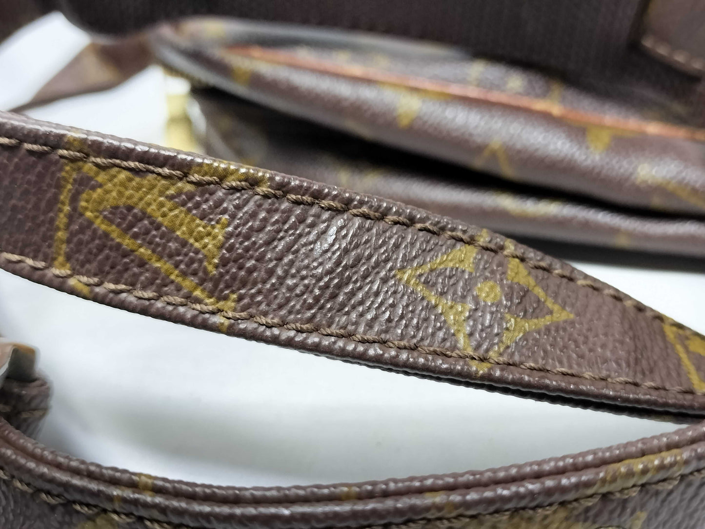 LOUIS VUITTON Monogram Louis Vuitton M40264 Marceau Shoulder Bag Monogram Shoulder Bag