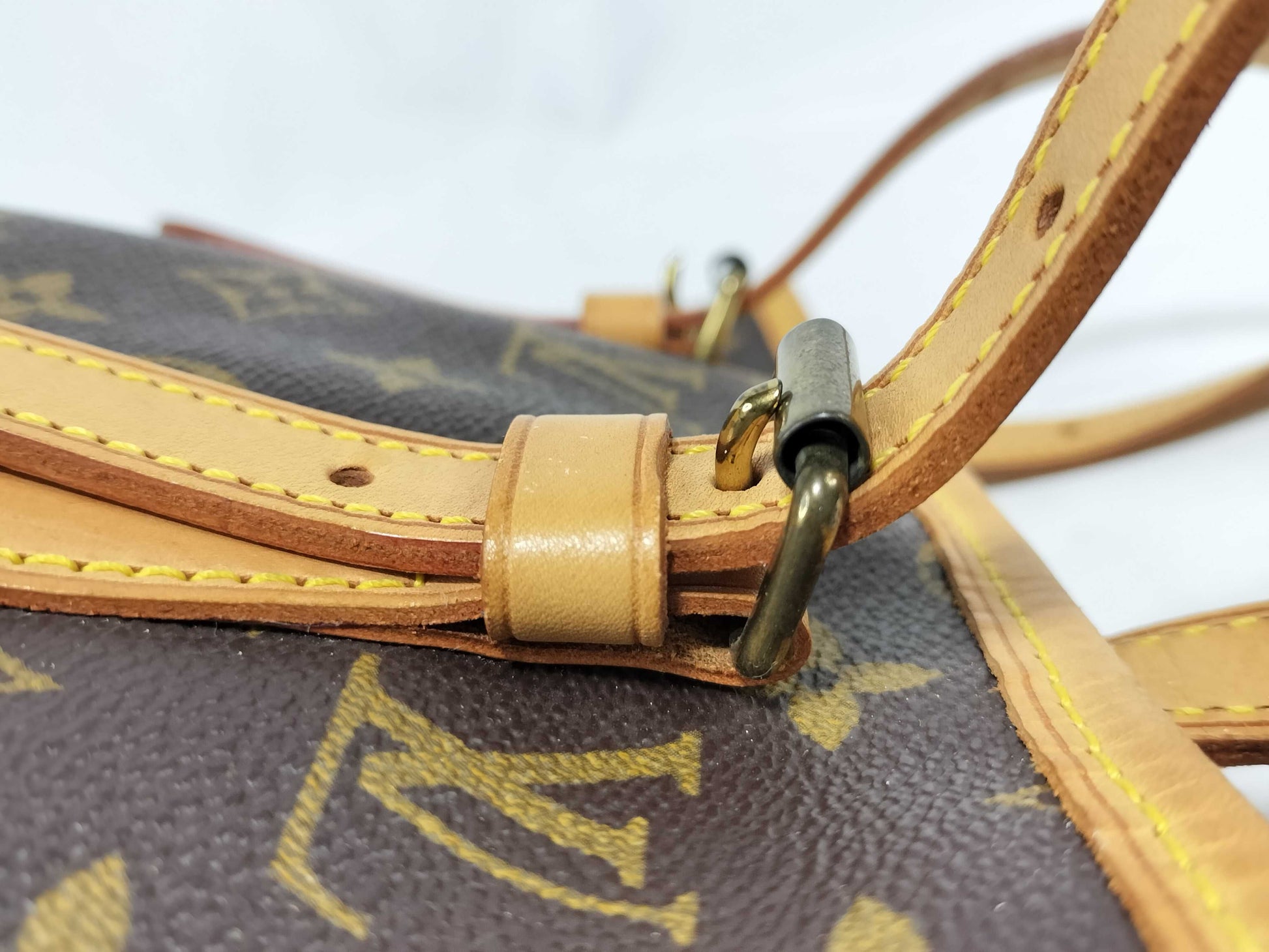 LOUIS VUITTON Monogram Louis Vuitton M42238 Bucket PM VI0999 Handbag Monogram Handbag