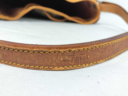 LOUIS VUITTON Monogram Louis Vuitton M42226 Petit Noe Shoulder Bag Monogram Shoulder Bag