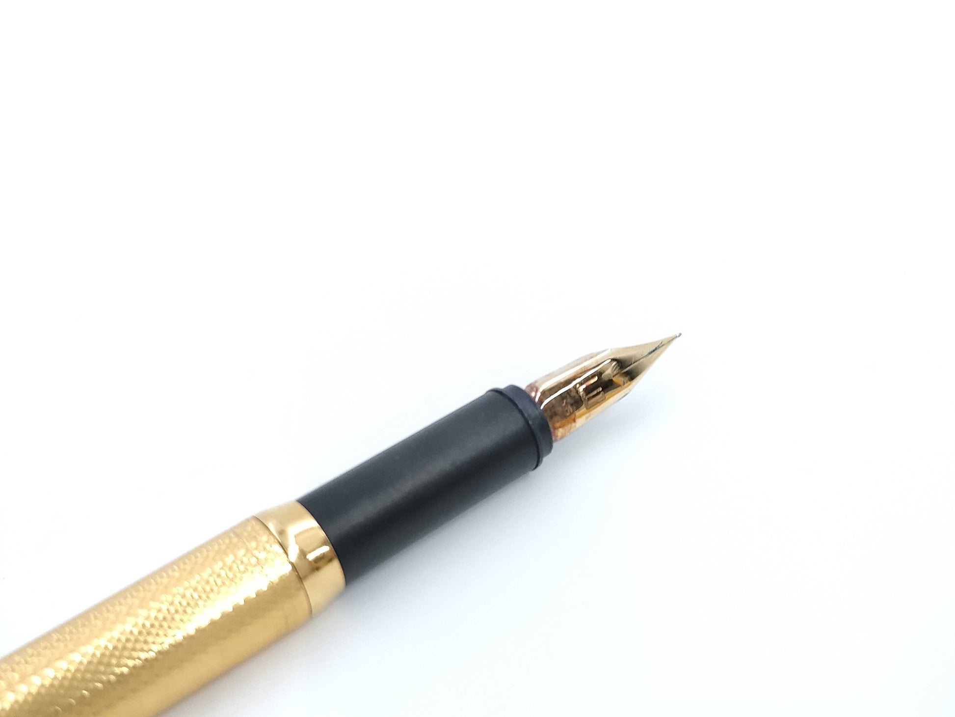 dunhill Dunhill Fountain Pen Nib 585 Pen / Fountain Pen