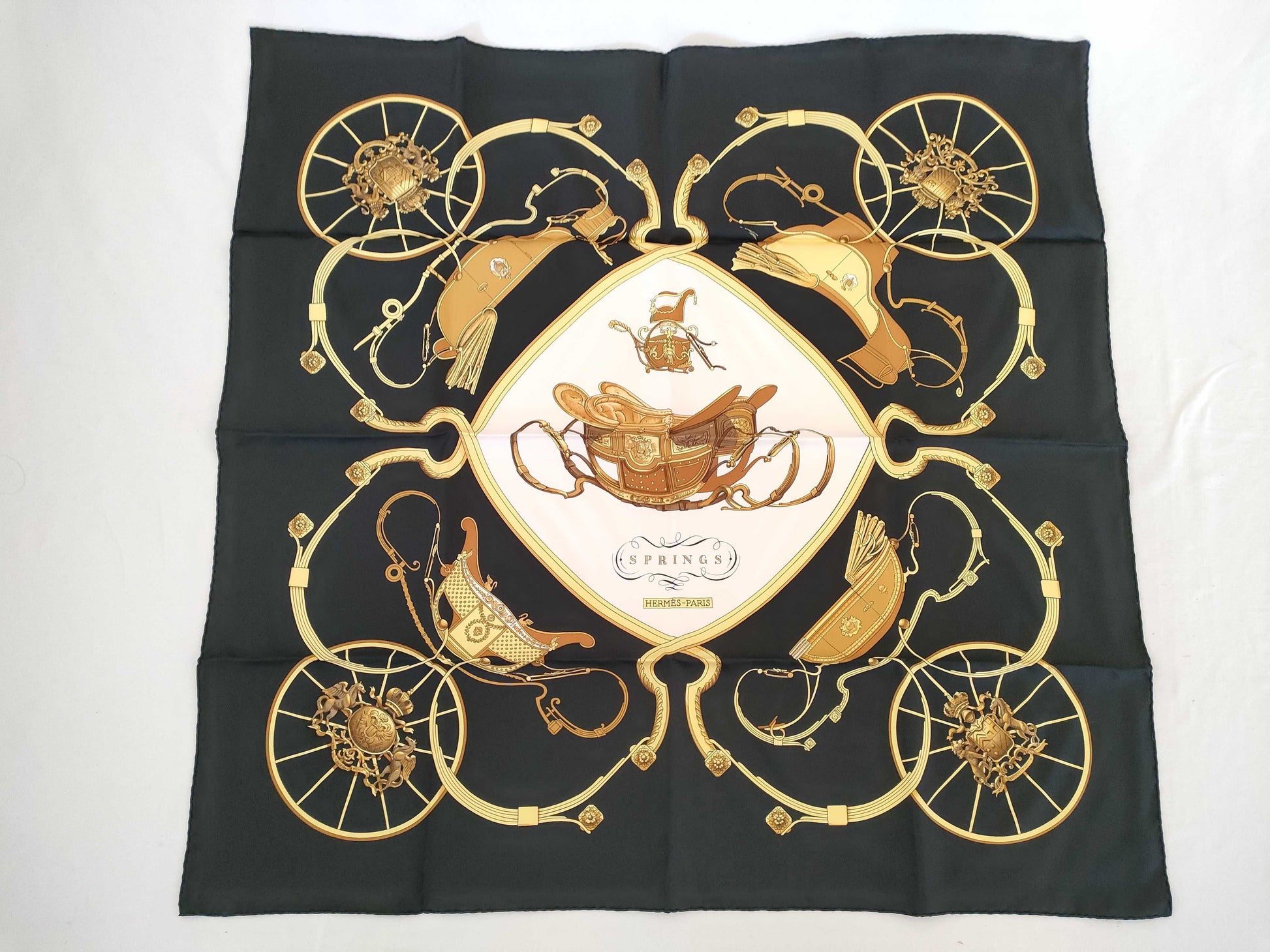 HERMES Carre Hermes Scarf Black/Gold Scarf