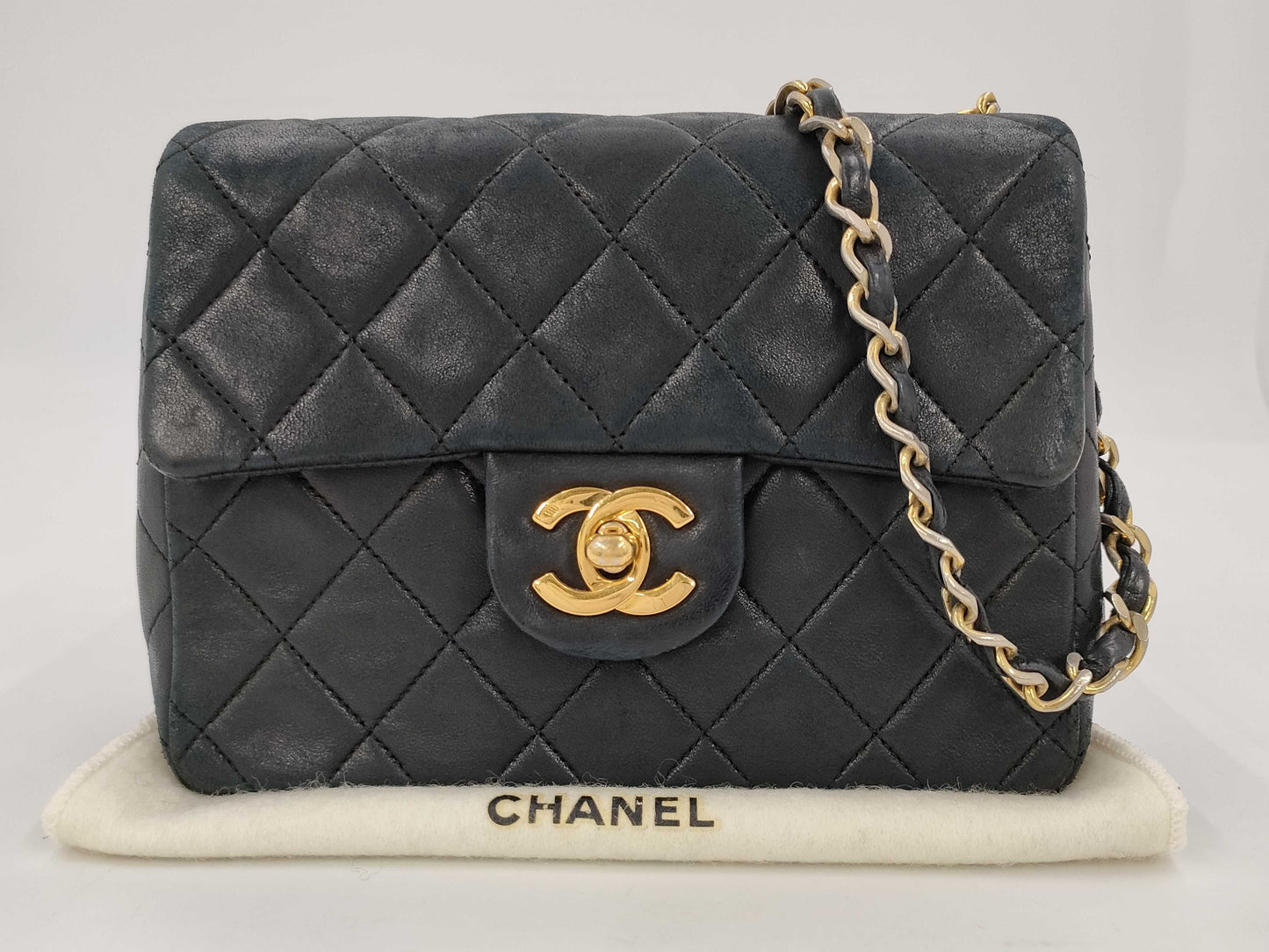 CHANEL Mini Matlasse 18 Lambskin Chain Shoulder Bag 1682993 Shoulder Bag