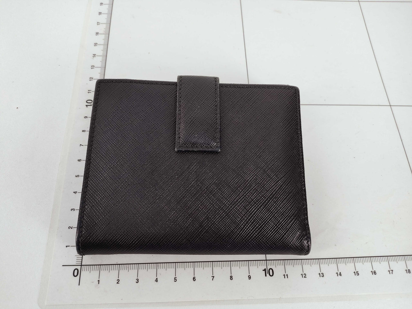 Salvatore Ferragamo Gancini Ferragamo Gancini Hook Wallet Wallet