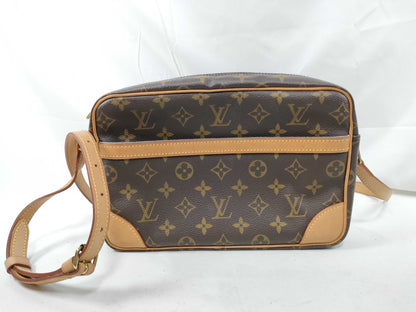 LOUIS VUITTON Monogram Louis Vuitton Trocadero Shoulder Bag