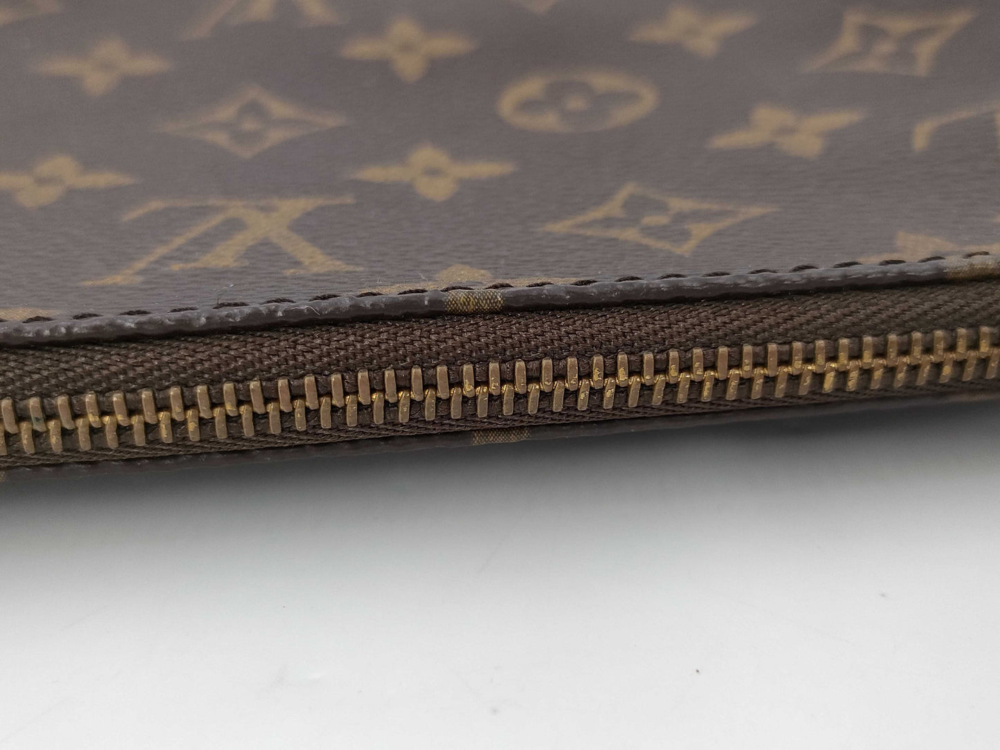 LOUIS VUITTON Louis Vuitton Monogram Accessoir Pouch