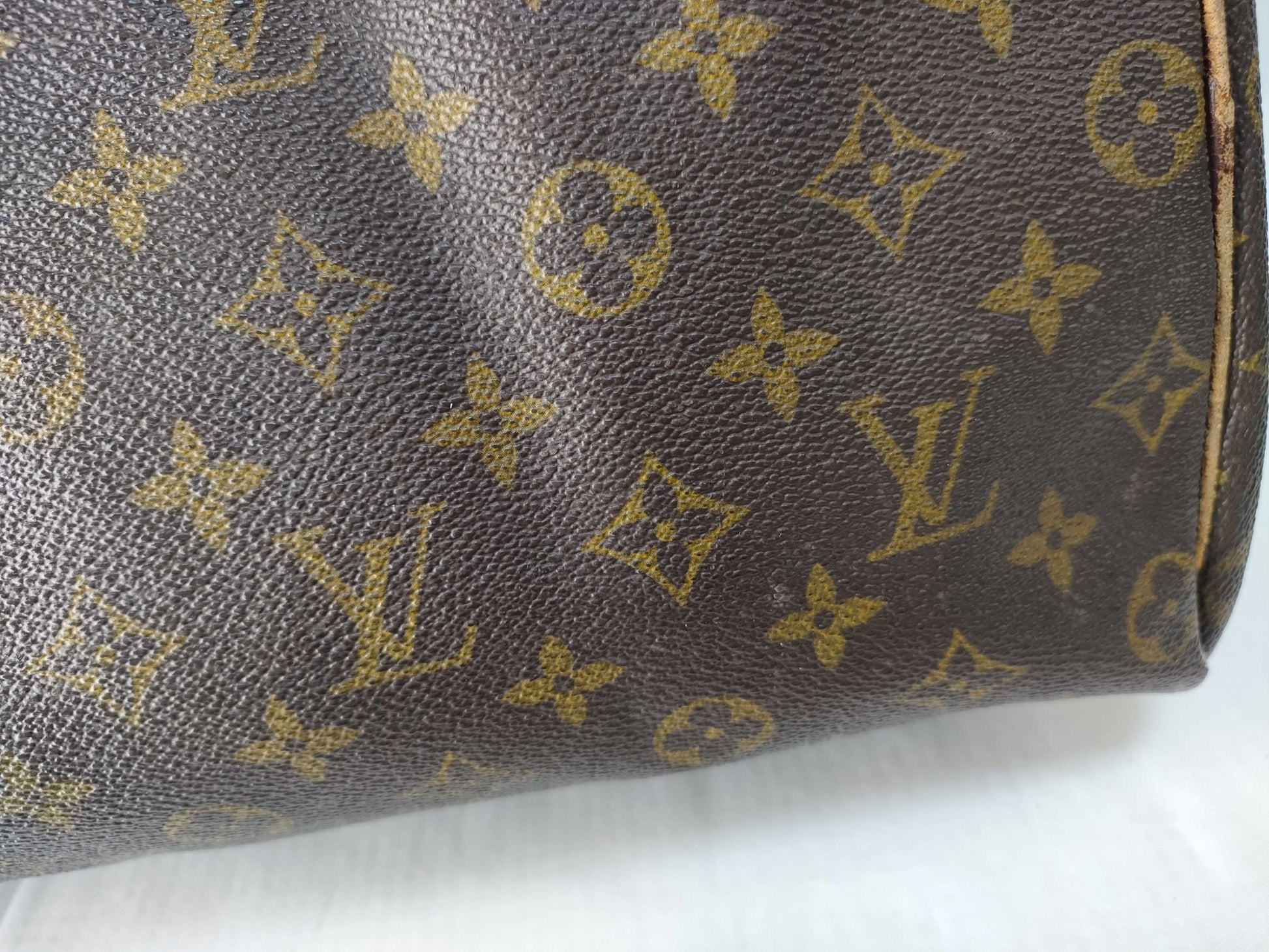 LOUIS VUITTON Monogram Louis Vuitton Speedy 40 Monogram Boston Bag