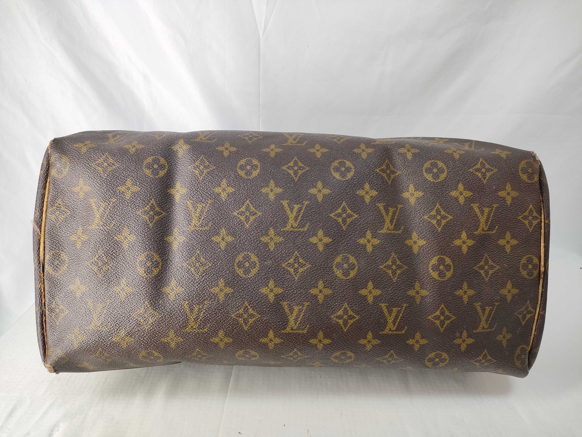 LOUIS VUITTON Monogram Louis Vuitton Speedy 40 Monogram Boston Bag