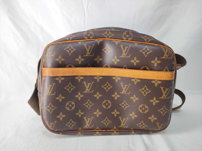 LOUIS VUITTON Monogram Louis Vuitton Reporter PM Monogram Shoulder Bag