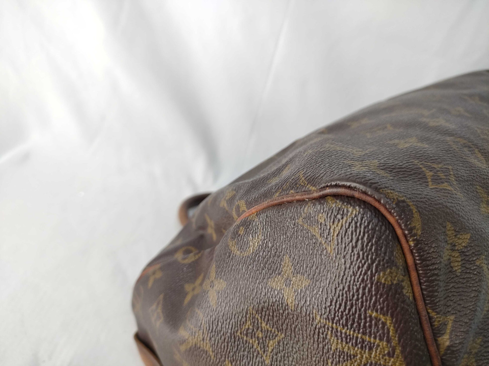 LOUIS VUITTON Monogram Louis Vuitton Speedy 30 Monogram Boston Bag Handbag