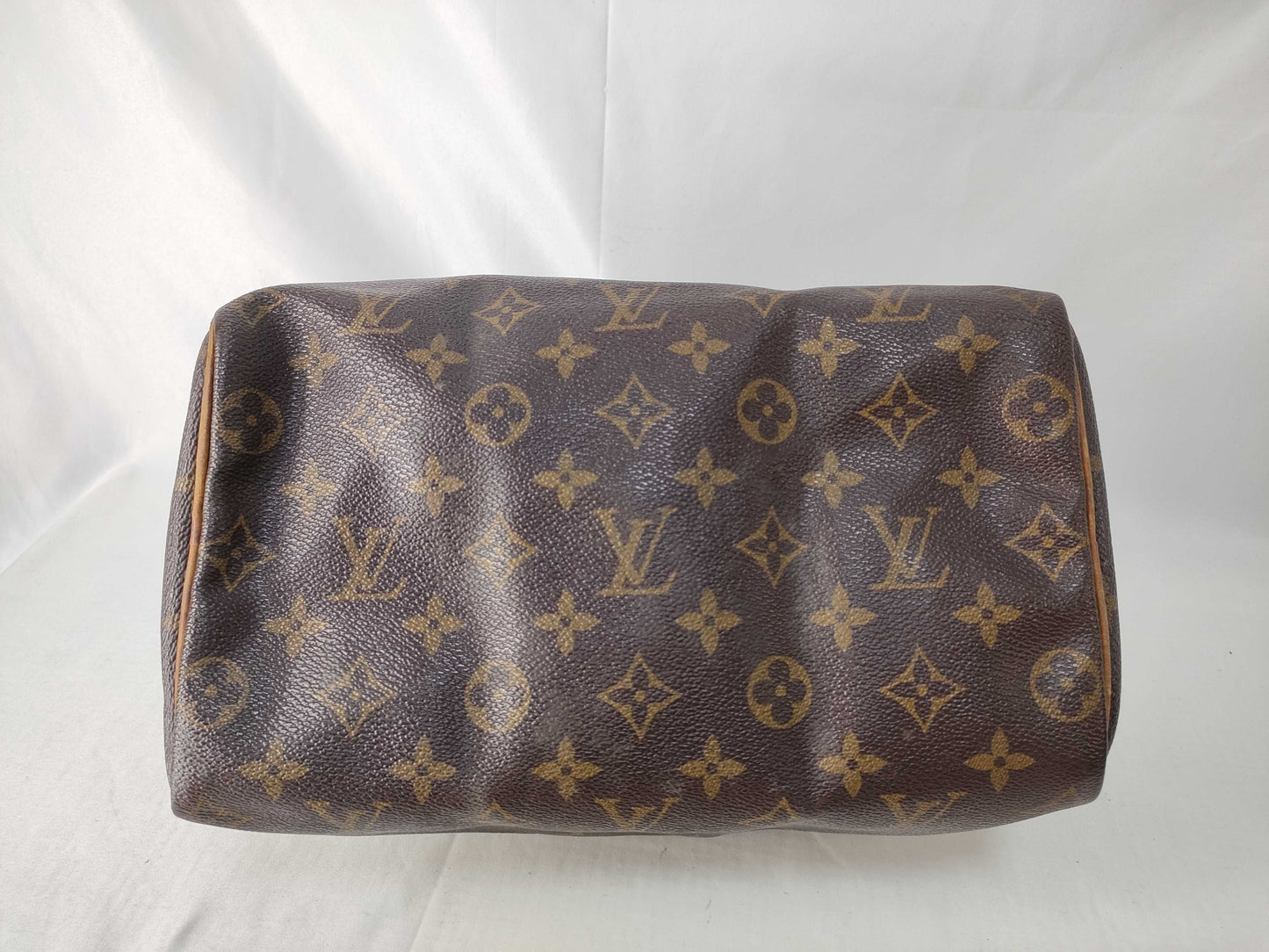 LOUIS VUITTON Monogram Louis Vuitton Speedy 25 Monogram Handbag