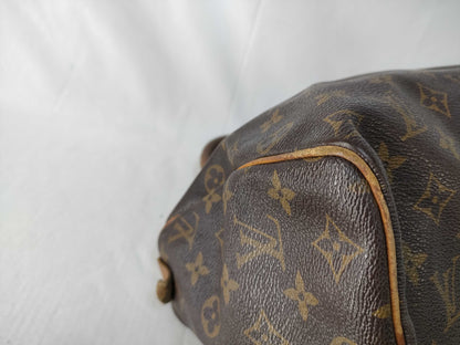 LOUIS VUITTON Monogram Louis Vuitton Speedy 25 Monogram Handbag