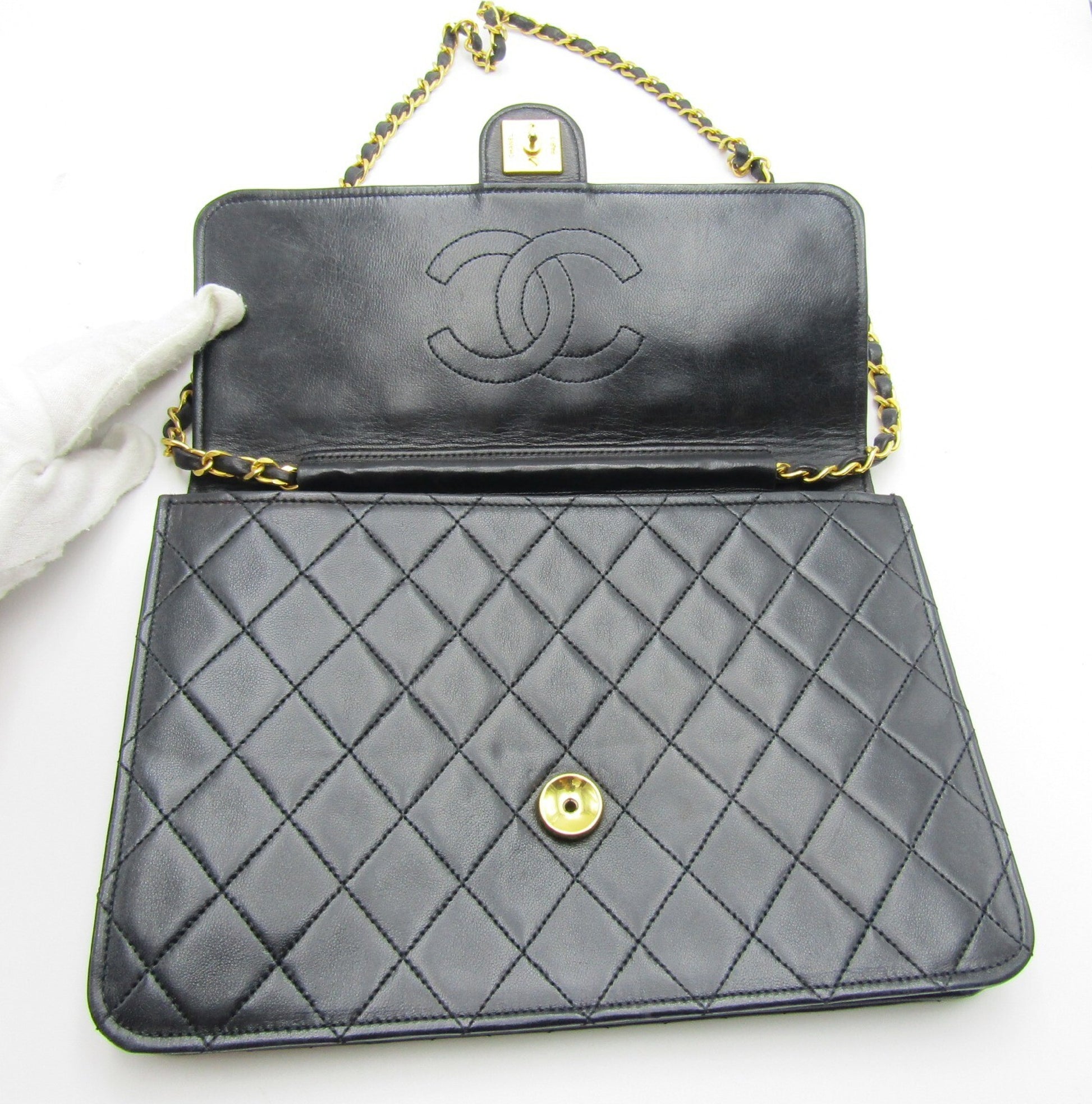 CHANEL Matlasse Pushlock Chain Shoulder Black/G Fittings A03569 Lambskin Shoulder Bag