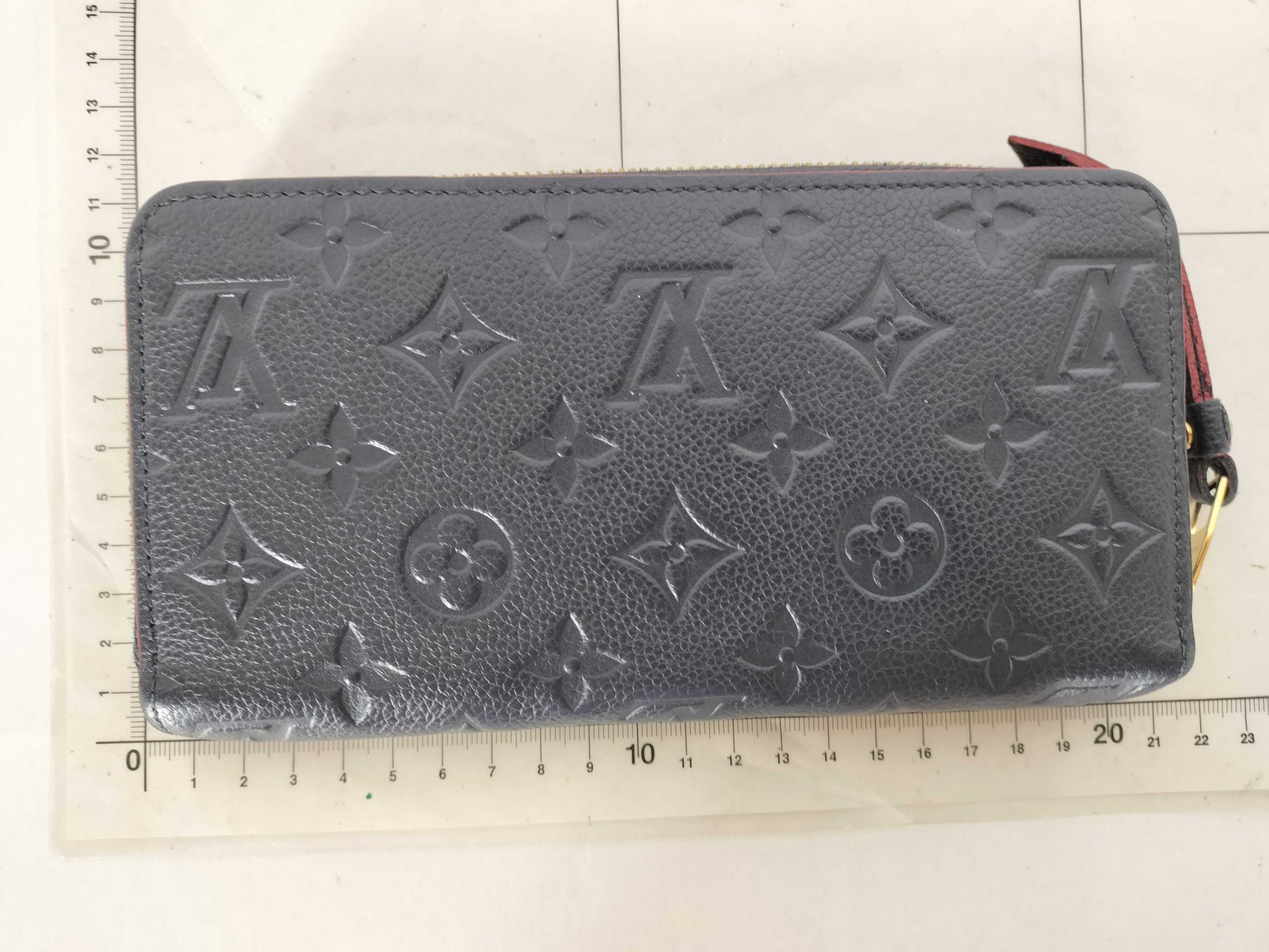 LOUIS VUITTON Monogram Unplanted Leubiton Monogram Unplanted Leather Long Wallet Marine Rouge Zippy Wallet M62121 Wallet