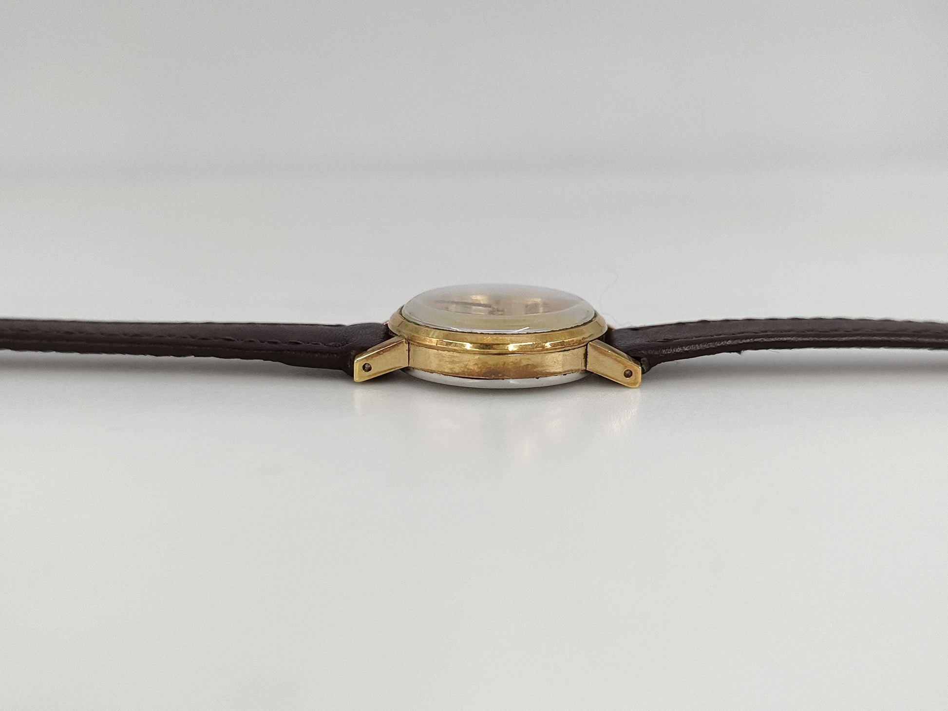 OMEGA Geneva Hand-Wound Immovable Women's Watch