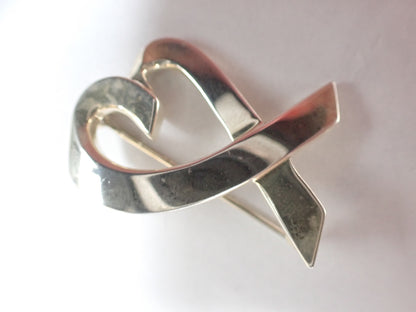 Tiffany&Co. Paloma Picasso Loving Heart Pin Brooch 5.3g Brooch