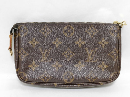 LOUIS VUITTON Monogram Louis Vuitton Monogram Pochette Accessoires Pouch