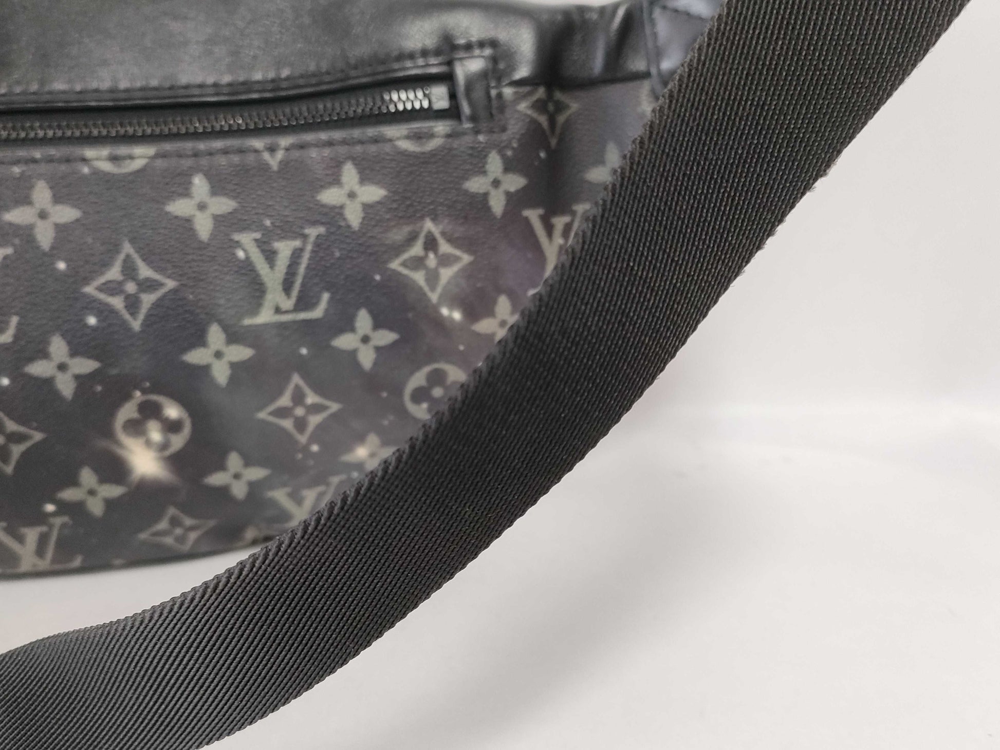 LOUIS VUITTON Bum Bag Shoulder Bag