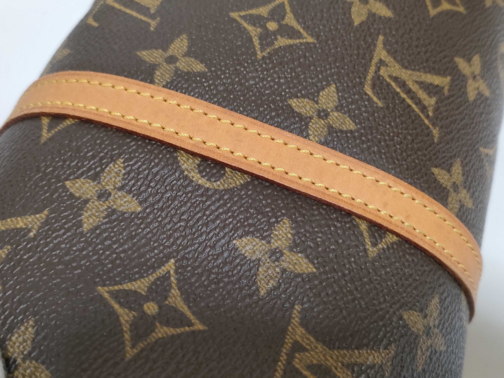 LOUIS VUITTON Monogram LV Papillon 30 Handbag