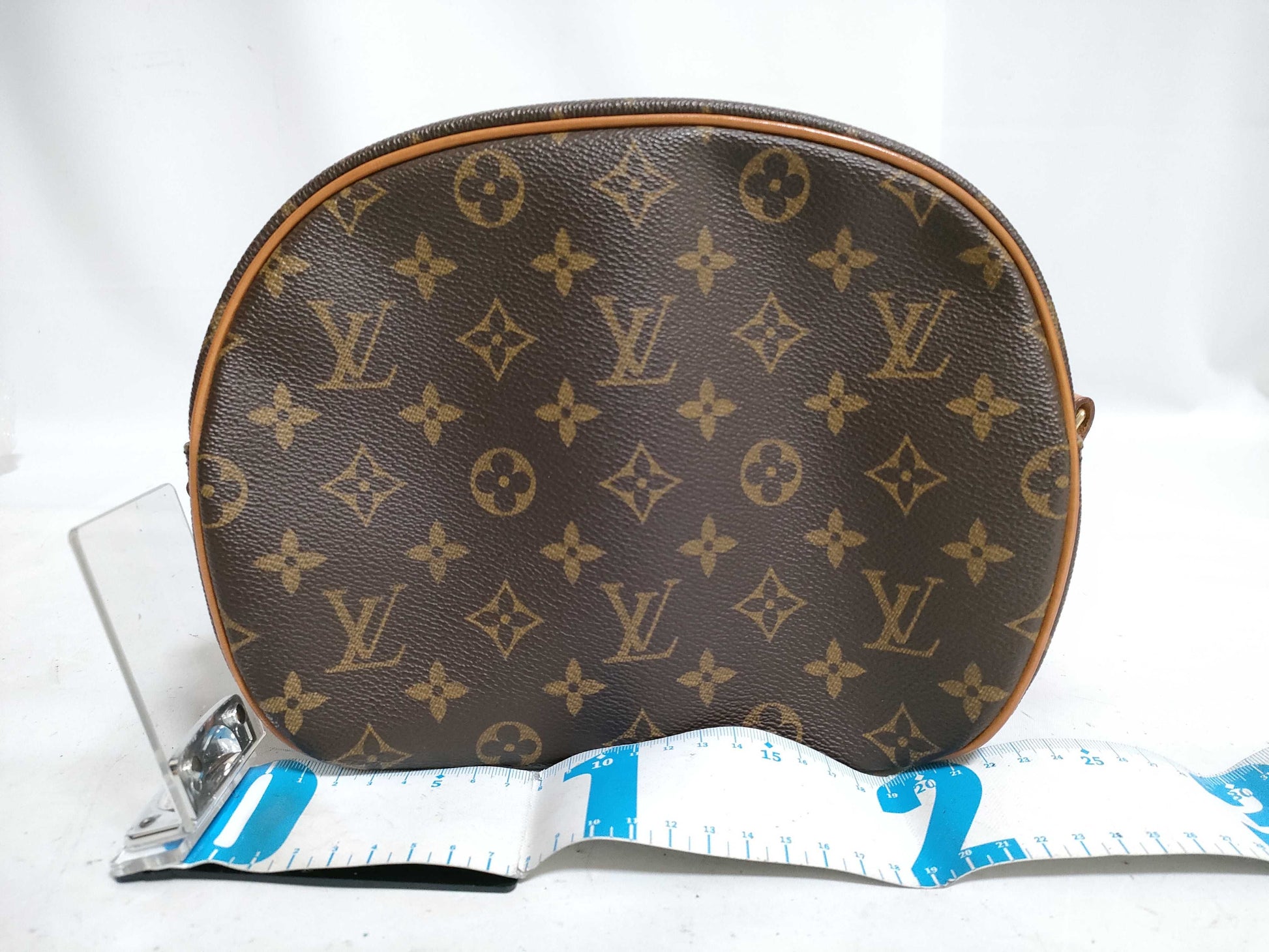 LOUIS VUITTON Monogram LV Blois Shoulder Bag