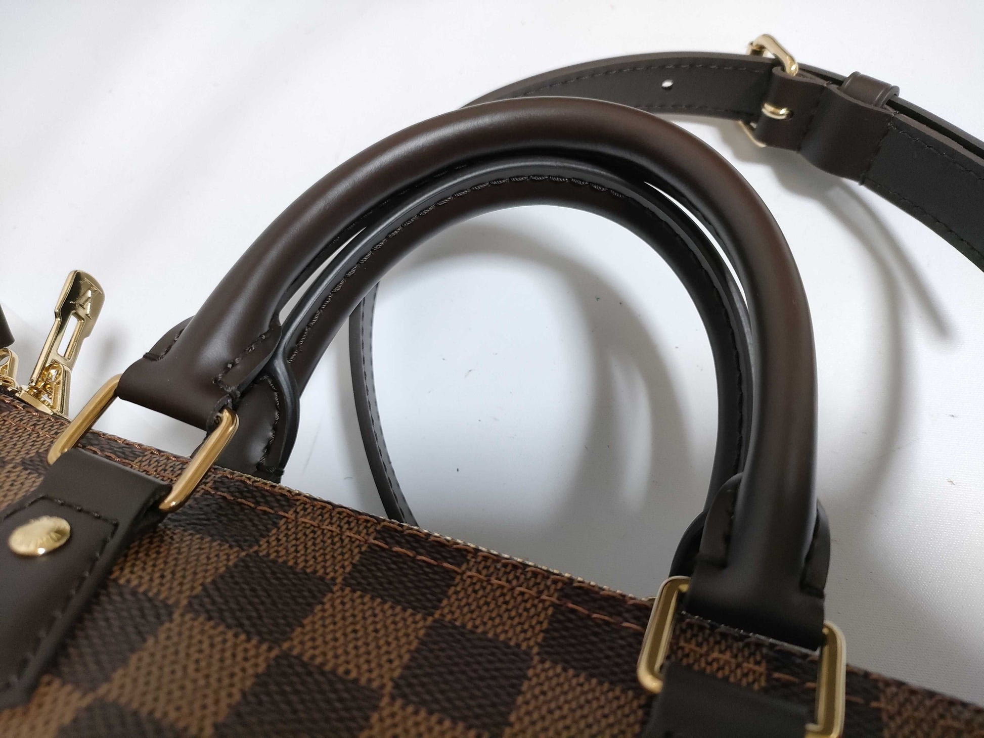 LOUIS VUITTON Damier LV Damier Speedy Bandouliere 25 Handbag
