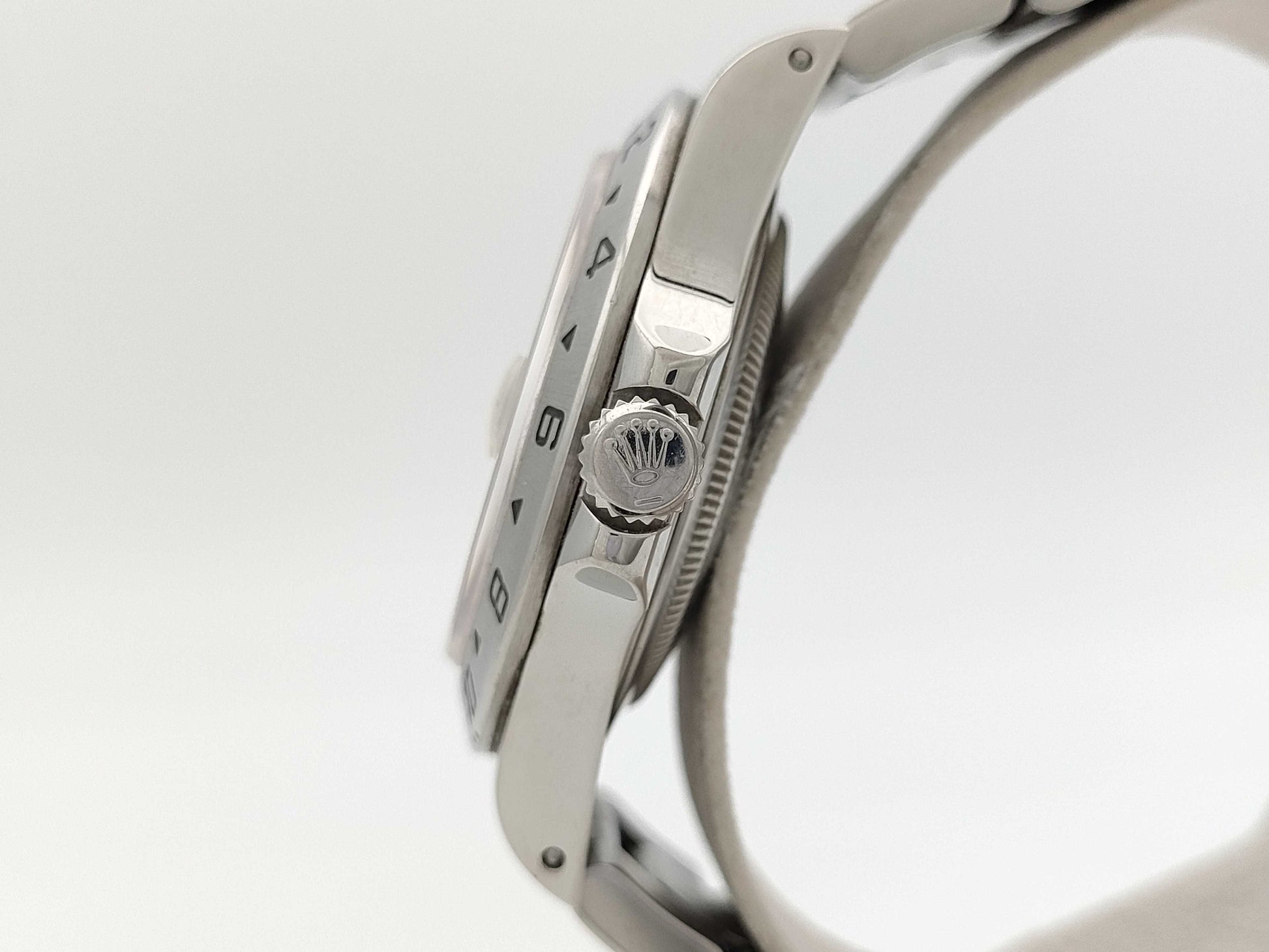 ROLEX 16570 A490444 White Dial Oyster Breath Men's Watch