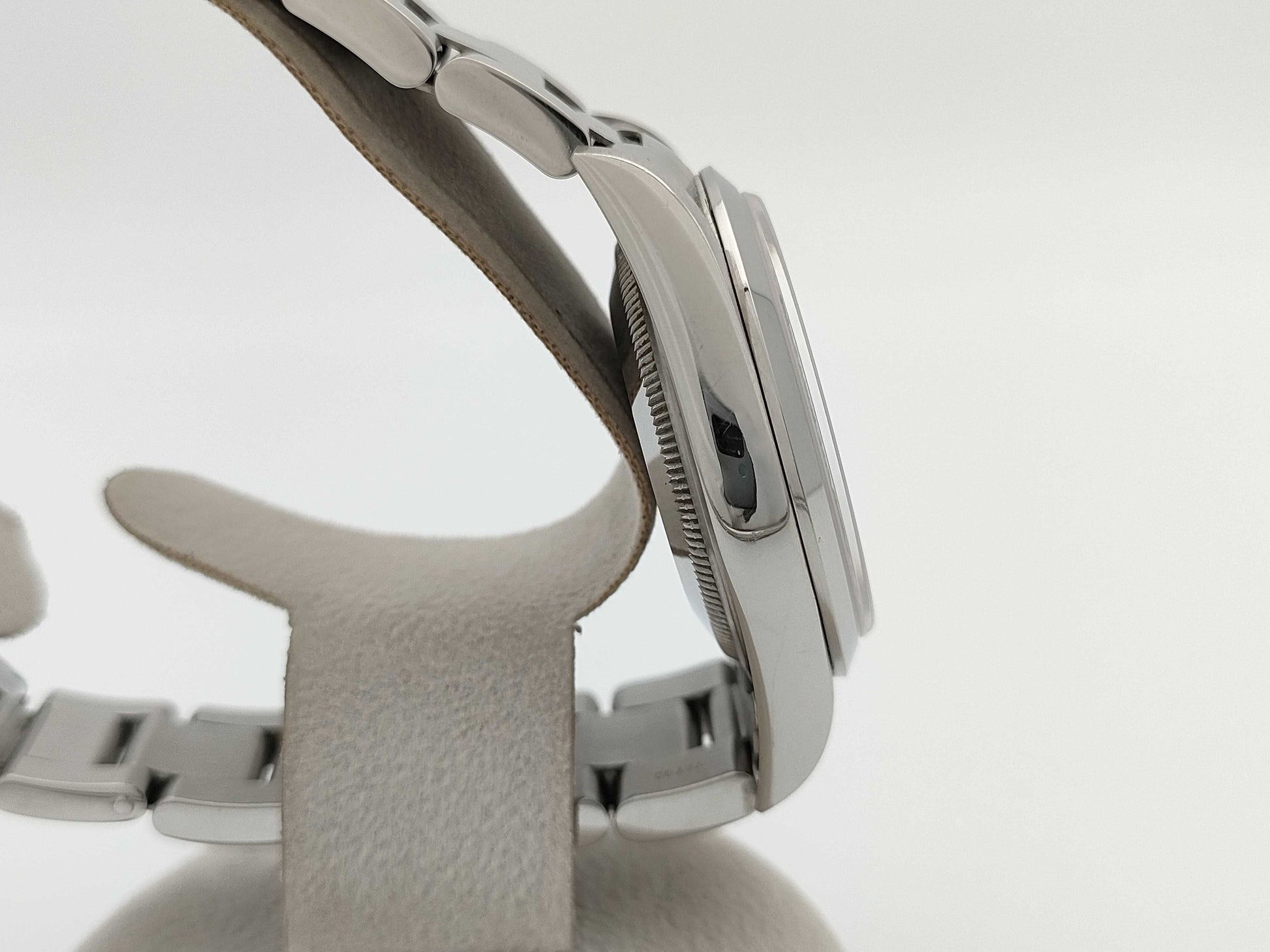 ROLEX 14270 A422192 Black Dial Oyster Breath Boys Watch