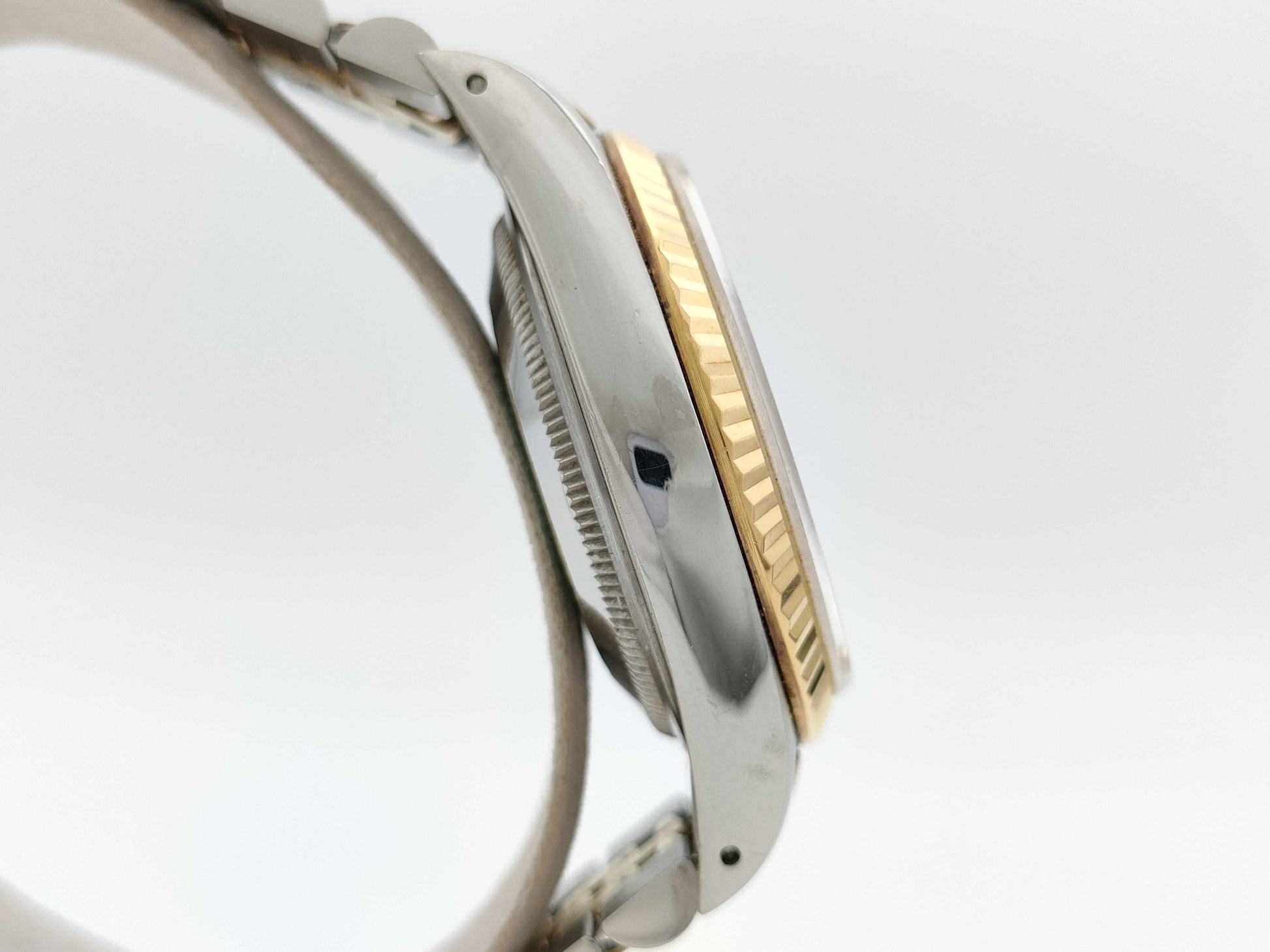 ROLEX 16233G X715573 Champagne Dial Jubilee Bracelet Men's Watch