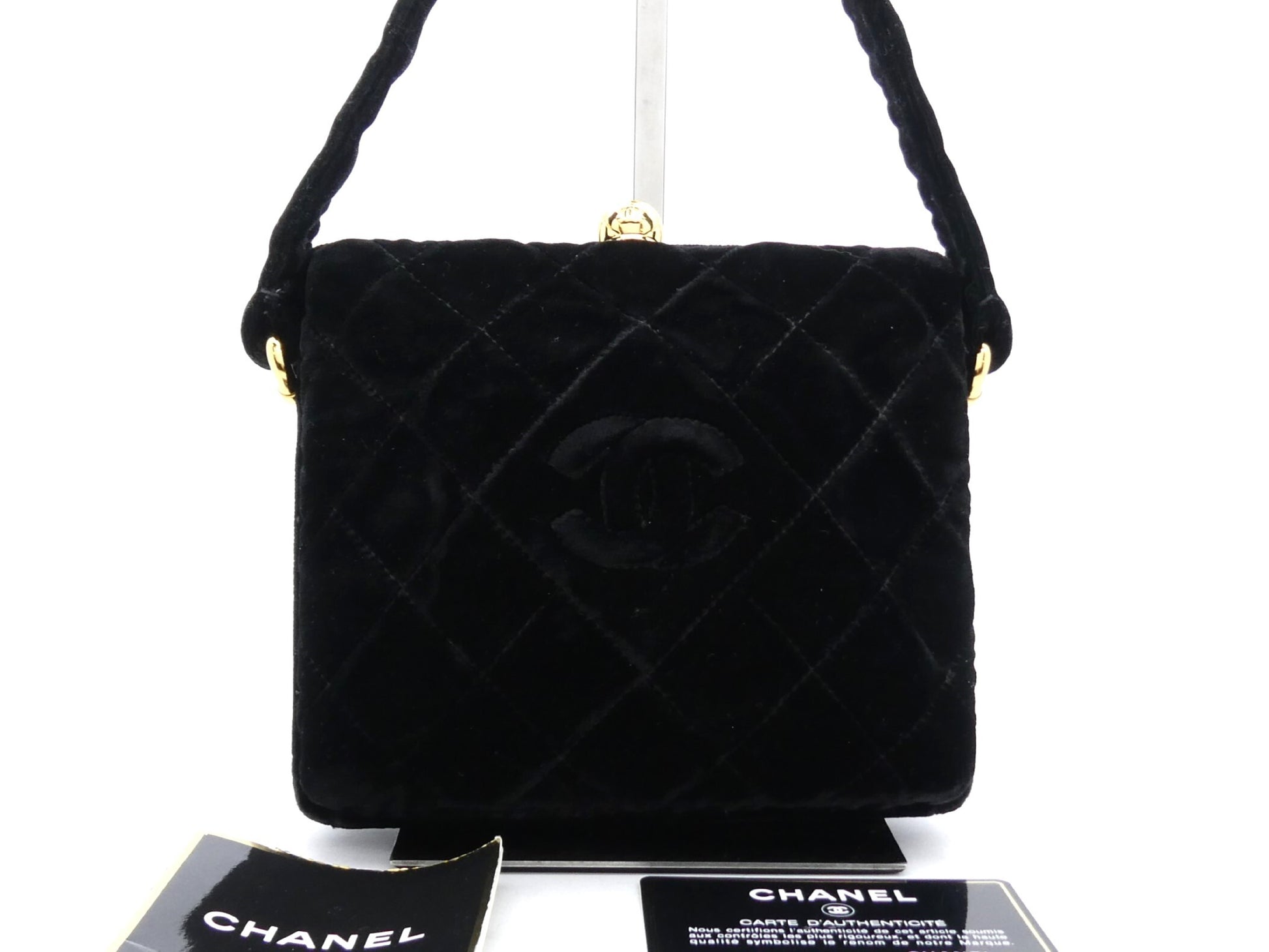 CHANEL Matrasse Velor Cocomark Mouth Mouth Handbag