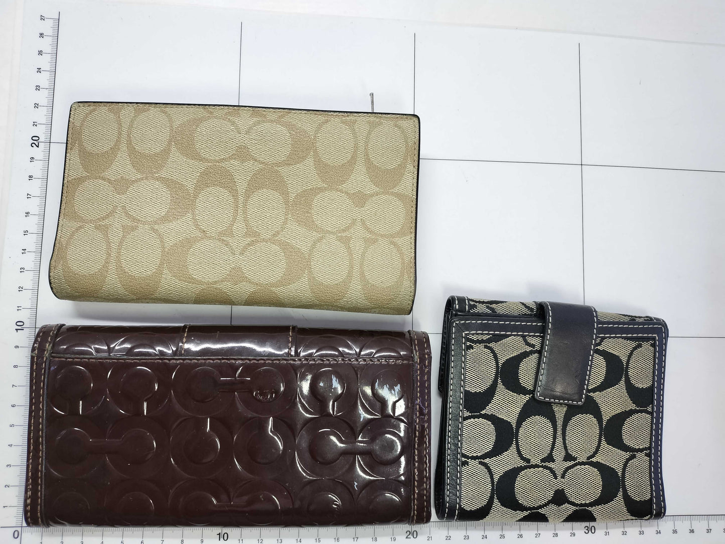 COACH Signature/Beige Enamel Long Wallet/Black Bifold Wallet 3-Piece Set