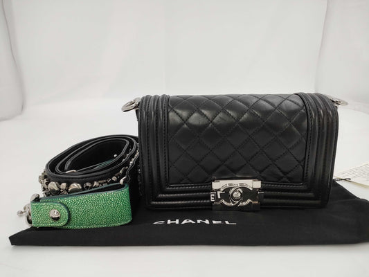 CHANEL BOY 2012 Metiers d'Art Collection Aye Leather Shoulder Bag